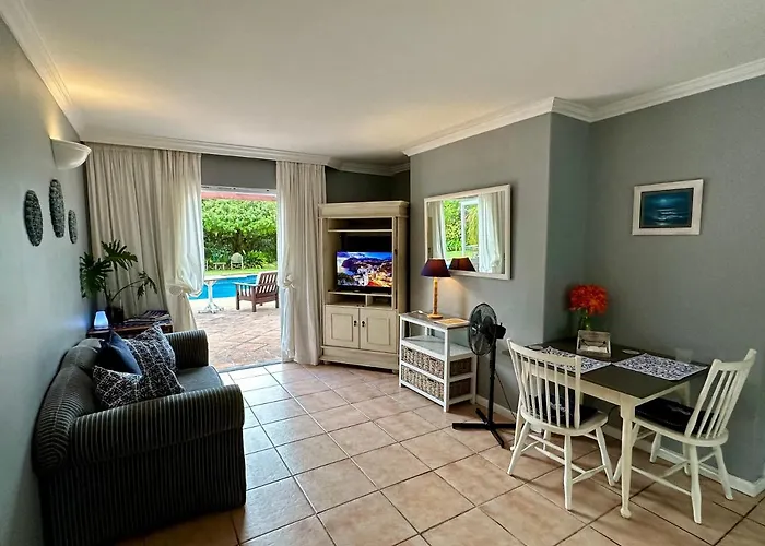 Charming Guest Suite In The Constantia Wine Valley